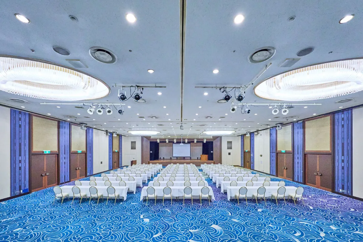 Banquets and Meetings