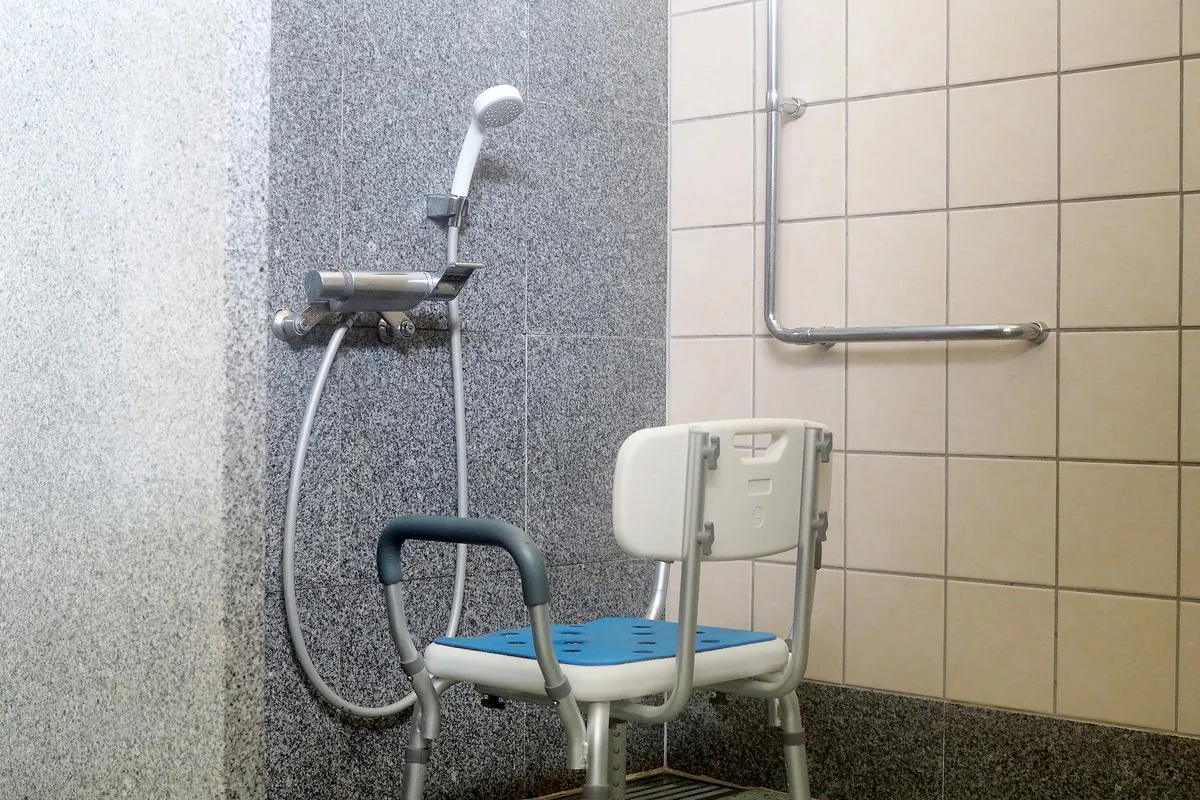 Shower booth