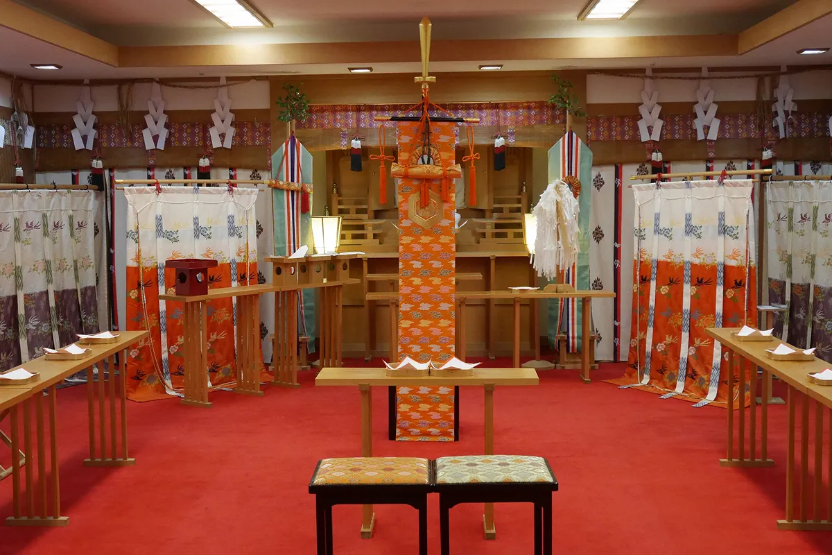 Shinto wedding ceremony at Yakumo Hall
