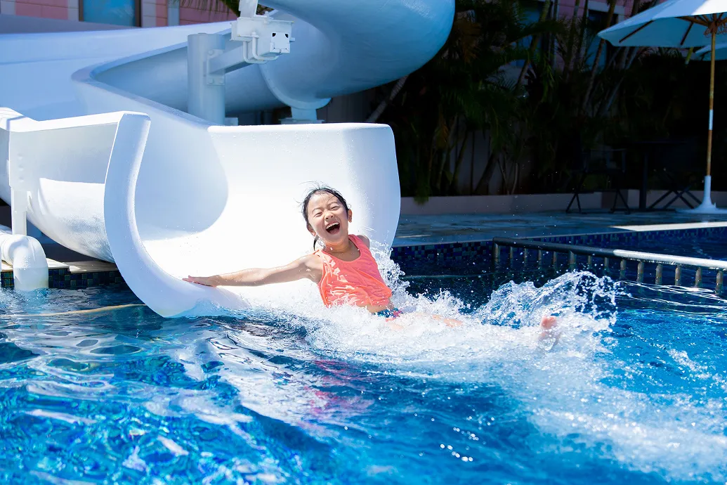 A garden pool that the whole family can enjoy!