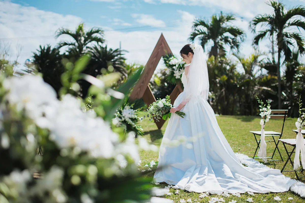 Garden wedding ceremony