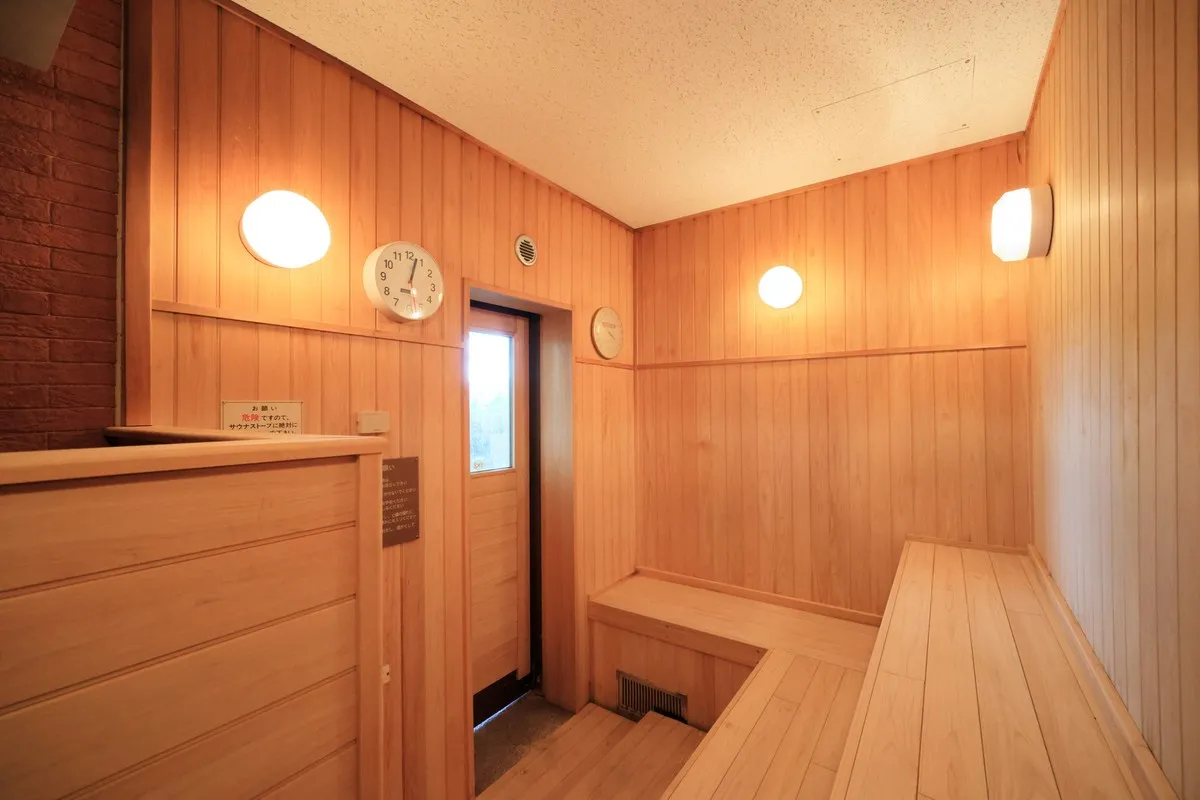 Men's bath