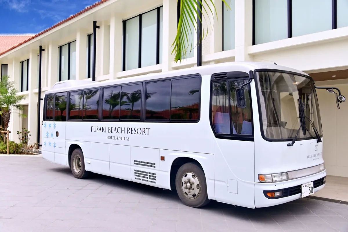Beach shuttle bus