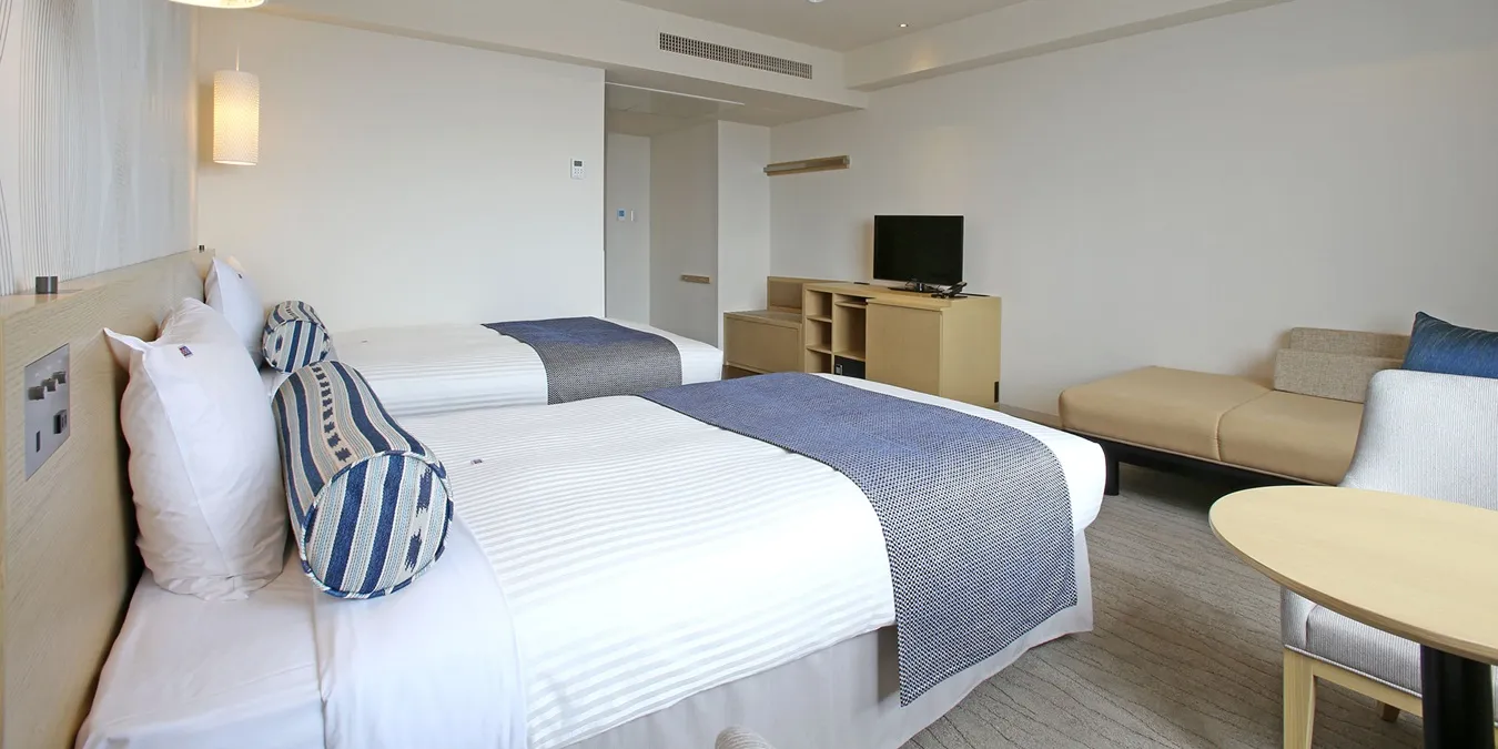 Oceanview Corner Twin