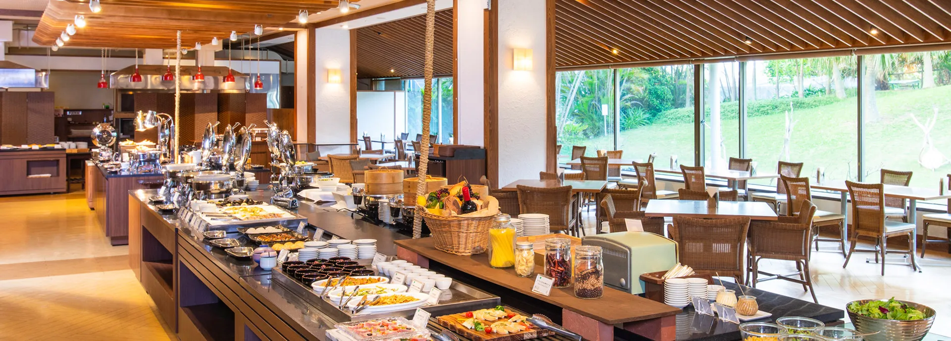 All-Day Dining Aquarius