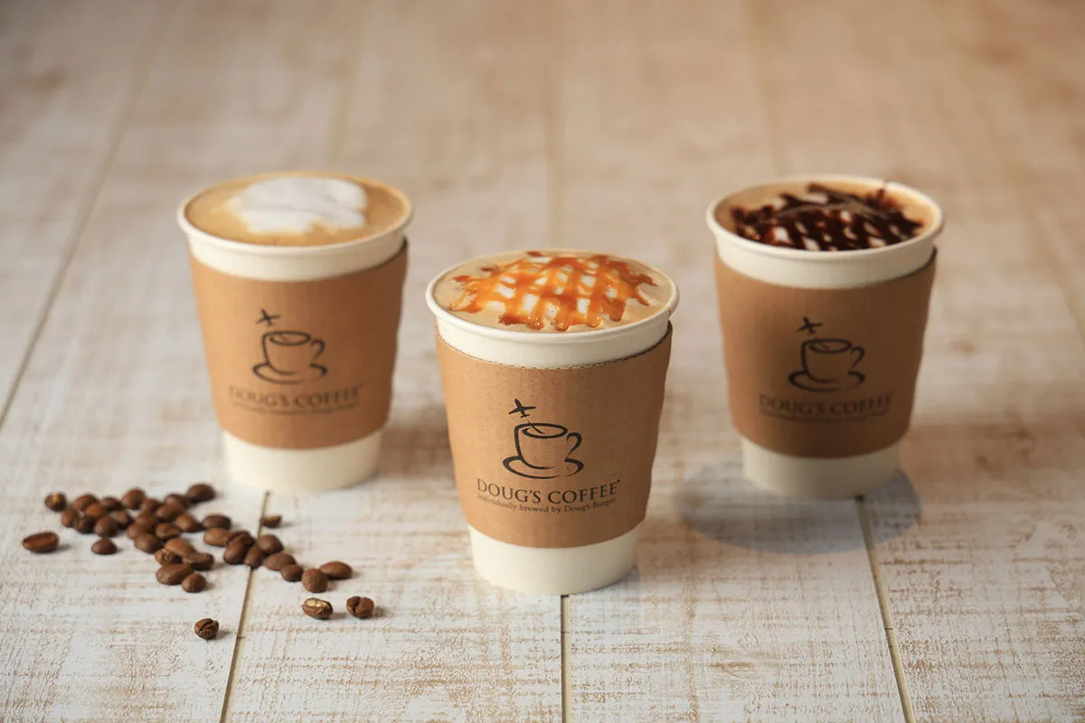 Lattes (various types) and soft drinks
