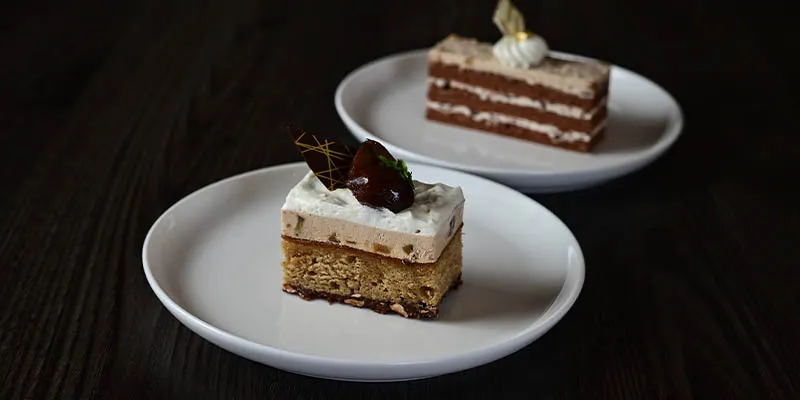 Seasonal cakes