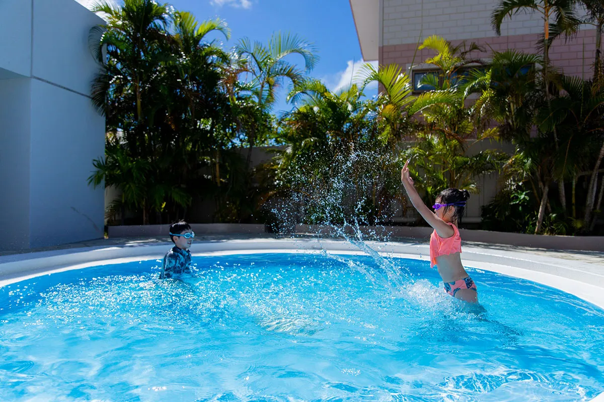 Kids' pool