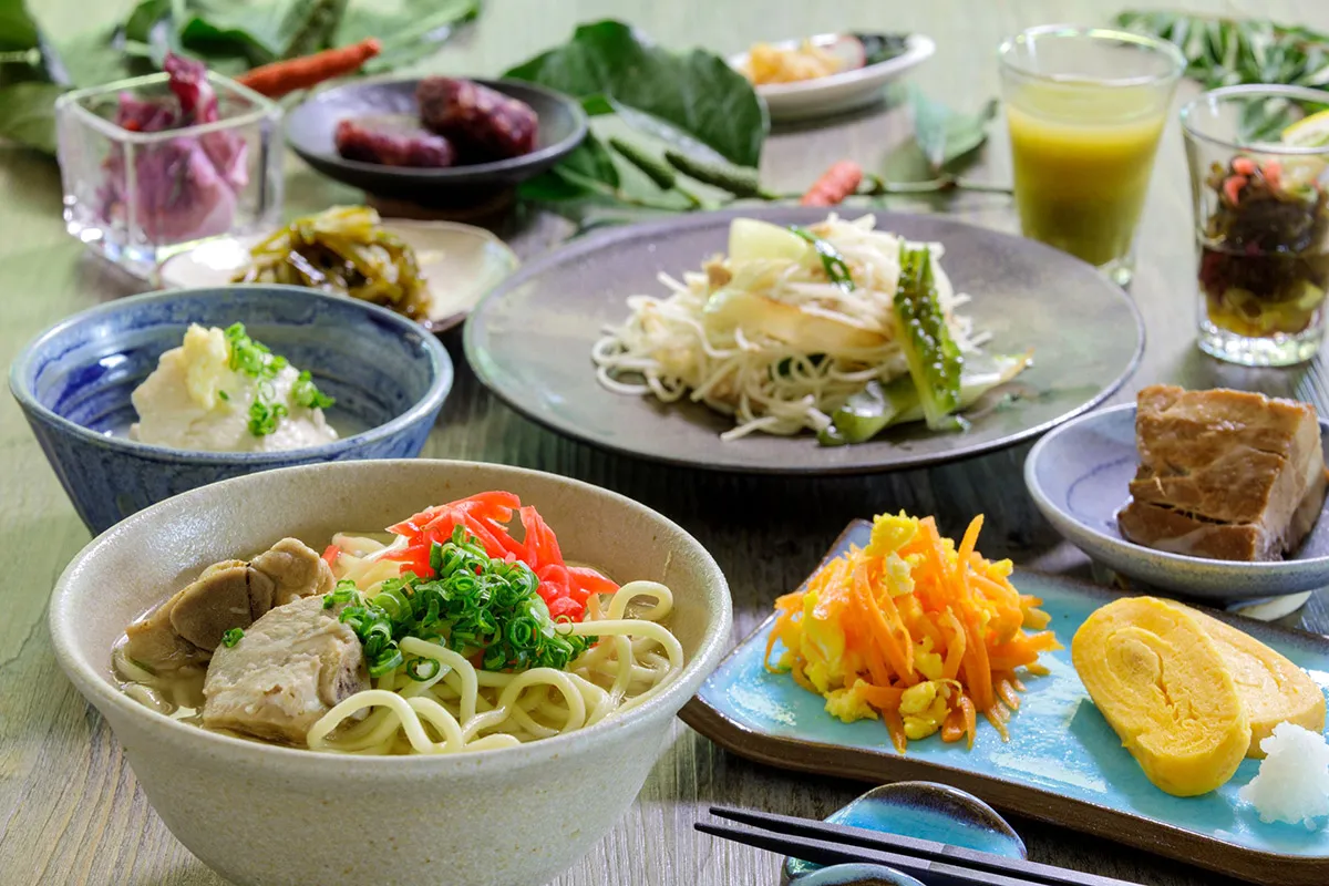 A wide variety of breakfast buffet options